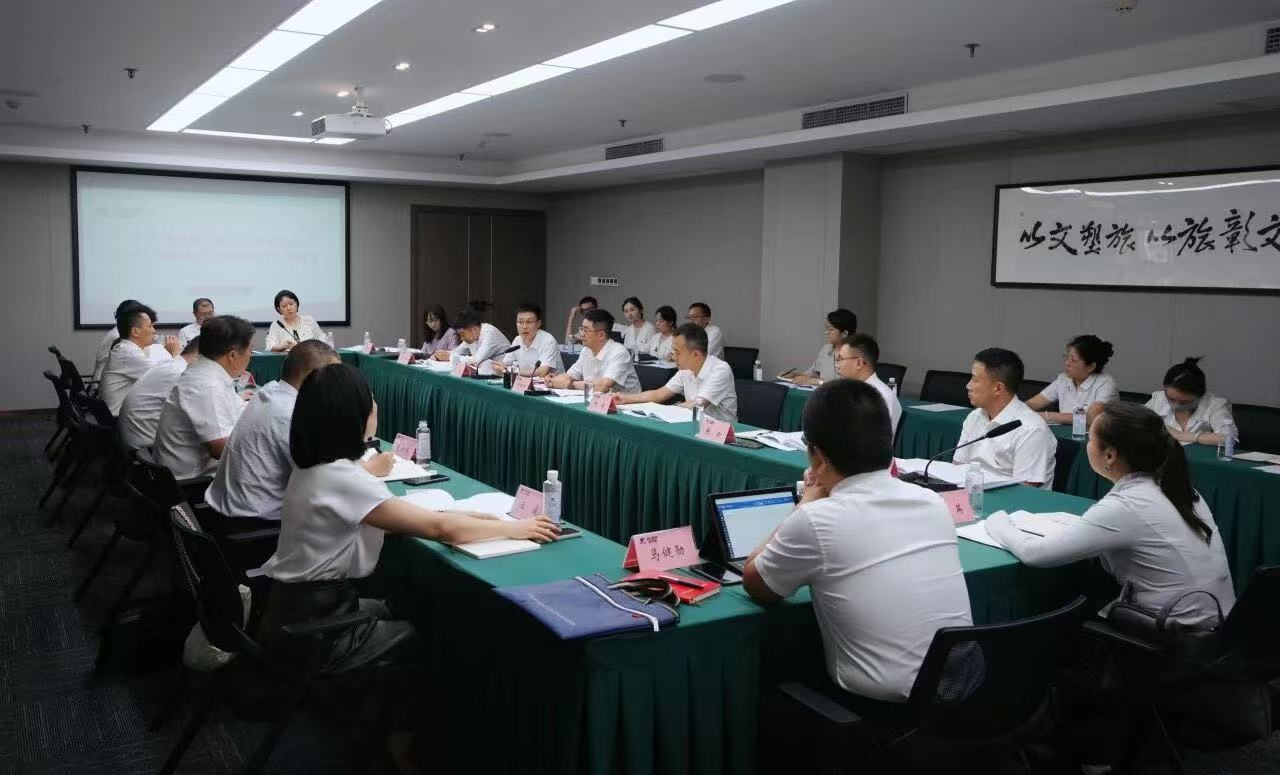 省尊龙凯时人生就是搏集团2025年党建工作推动会暨加强混合所有造企业党的建设工作座谈会召开